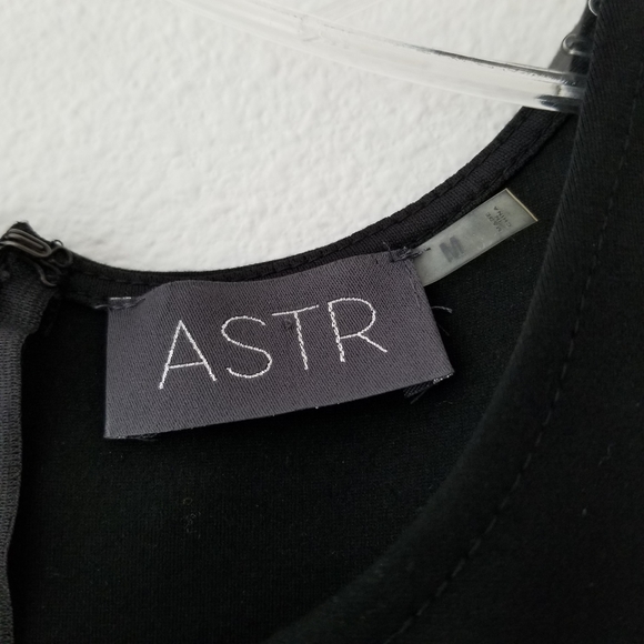 🌸 ASTR Black Sleeveless Fit & Flare Skater Dress Size Medium - Picture 4 of 9